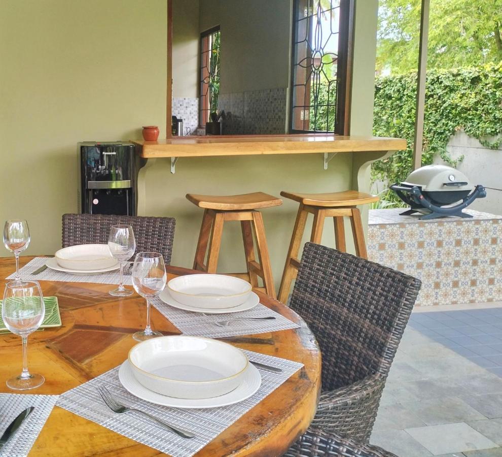 Villa Jeruk Selong Belanak Exterior foto